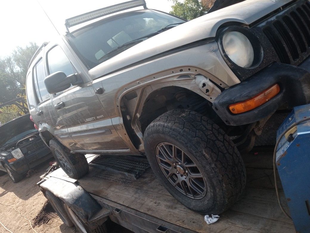 Jeep Liberty Parts