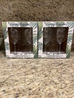 NEW Tommy Bahama 2 - Set of 4 BPA Free Clear Plastic Wine Glasses 22 oz each
