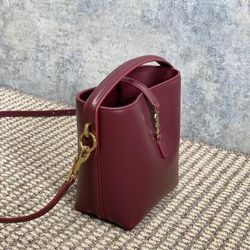 NEW Burgundy Bucket Bag Woman’s Hand Bag Trendy