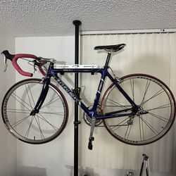 Trek 5500 - OCLV 120 Carbon - Size Small (50 cm.)