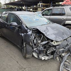 2020 Toyota Prius XLE (Parts Only) 