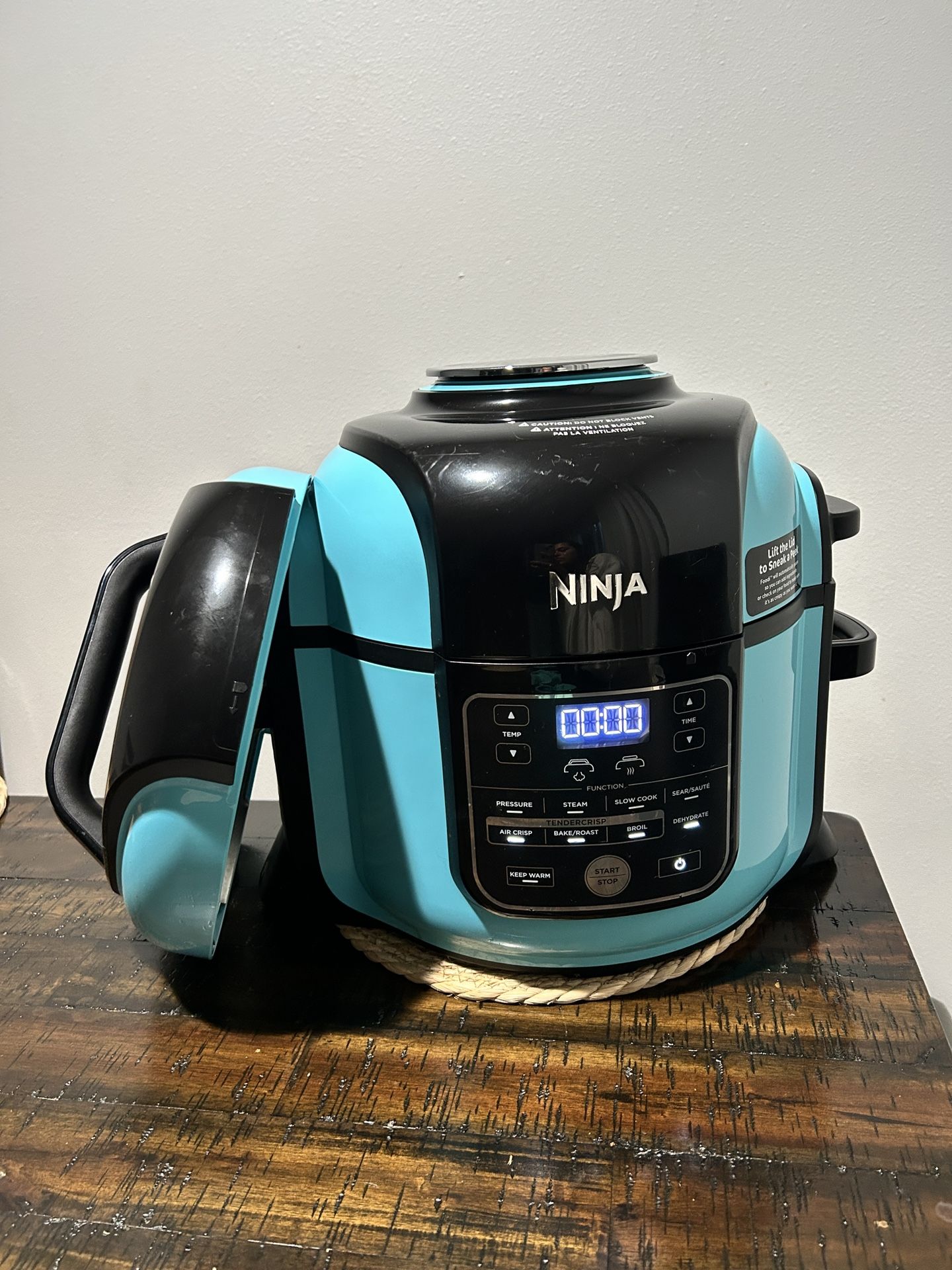 Ninja Foodi 11-in-1 6.5 Qt. Pressure Cooker + Air Fryer