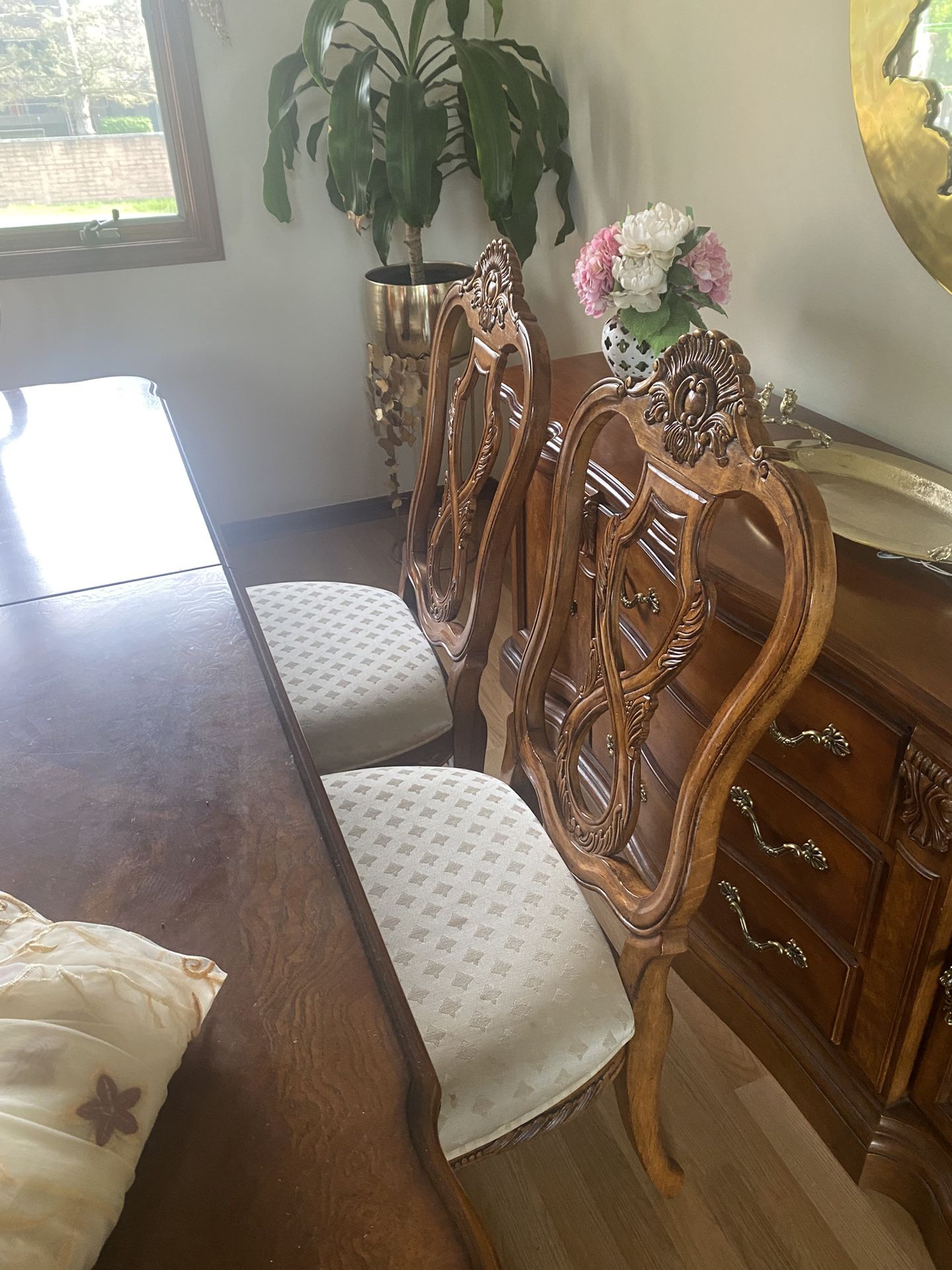 6 Dining Chairs