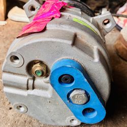 Four Seasons GM V7 A/C compressor with a 6-groove pulley.