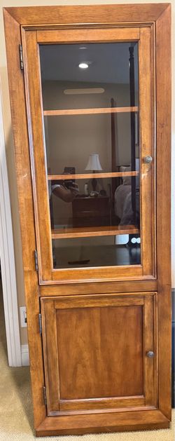 Vintage Bernhardt Furniture Solid White Oak Lighted Media & Curio with Touch Dimmer Lighting