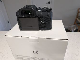 ### sony a1 ii with all extra sony accessories## mint condition