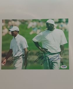 MICHAEL JORDAN & TIGER WOODS AUTOGRAPHED 8 X 10 PHTO / PSA AUTHENICATION