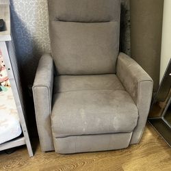RECLINER | NURSING CHAIR