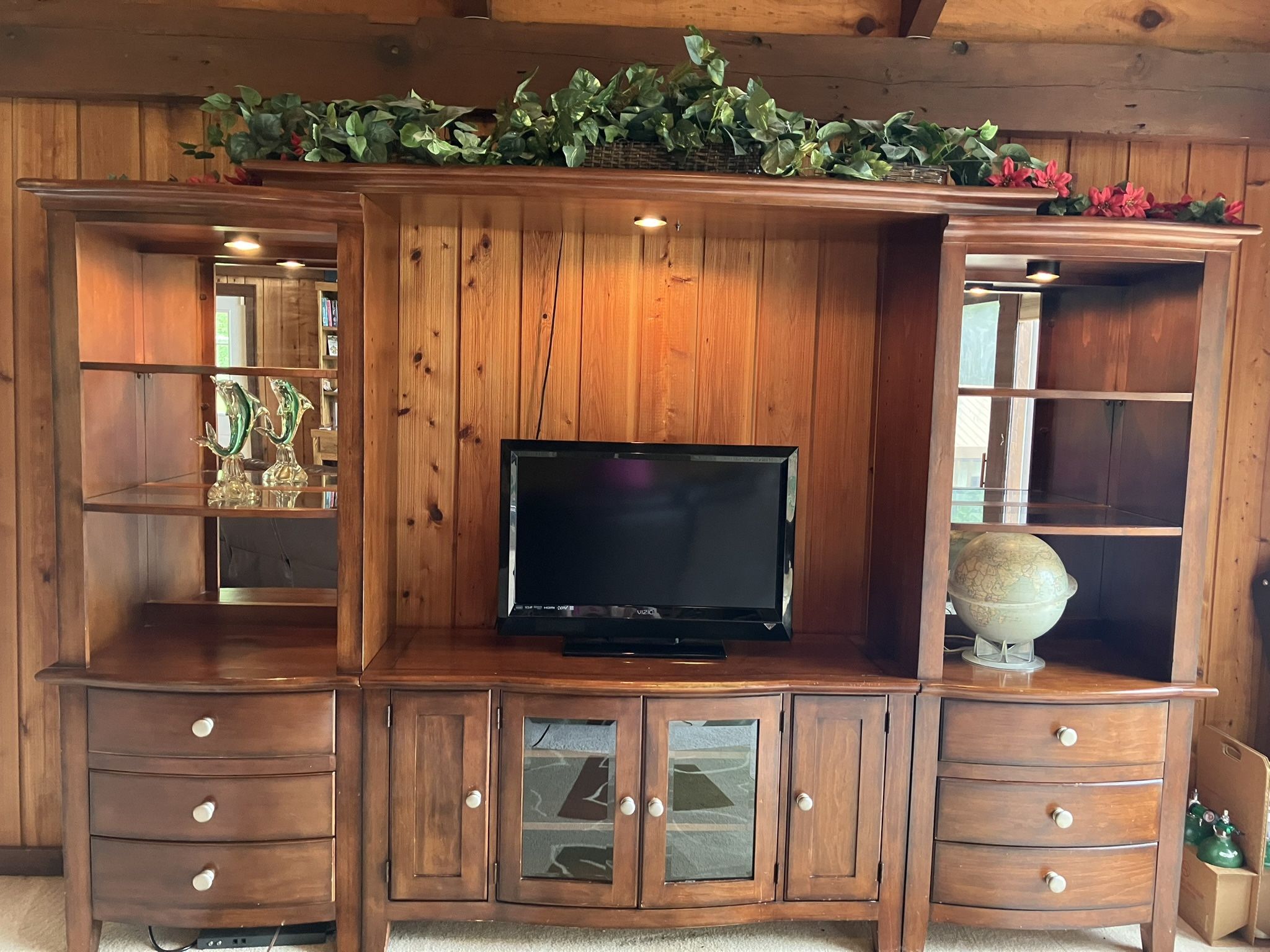 3 PIECE SOLID WOOD ENTERTAINMENT CENTER