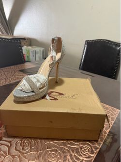 Silver heel