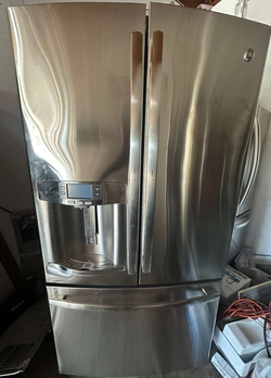 GE French Door Fridge – Stainless, Ice & Water, 36in