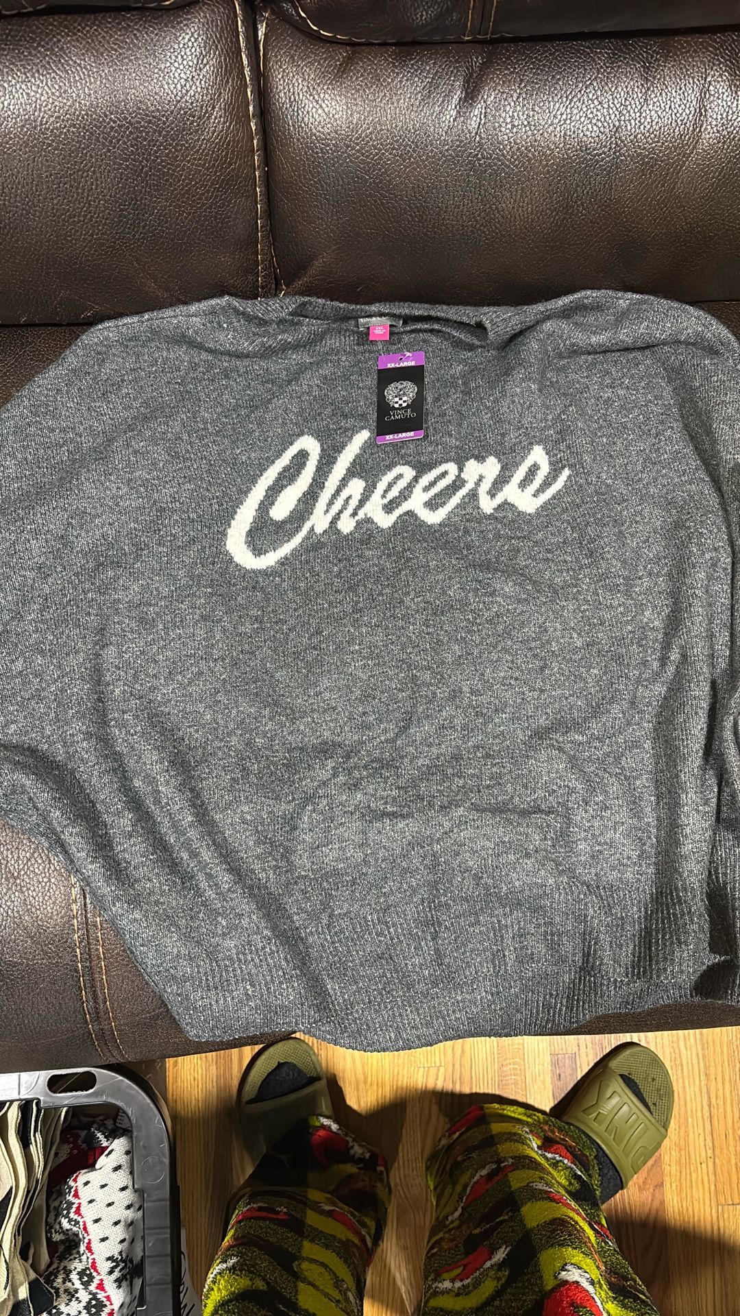 NEW VINCE CAMUTO SOFT SWEATER