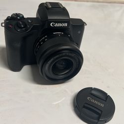 Canon EOS M50 Mark II + EF-M 15-45mm