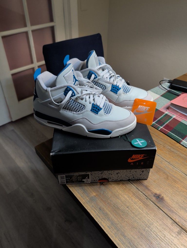 Nike Air Jordan 4 Retro Military Blue