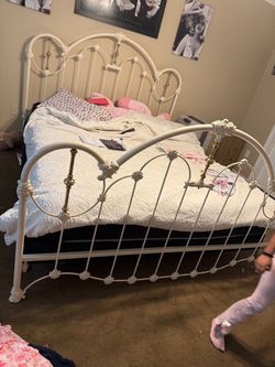 Free king bed frame