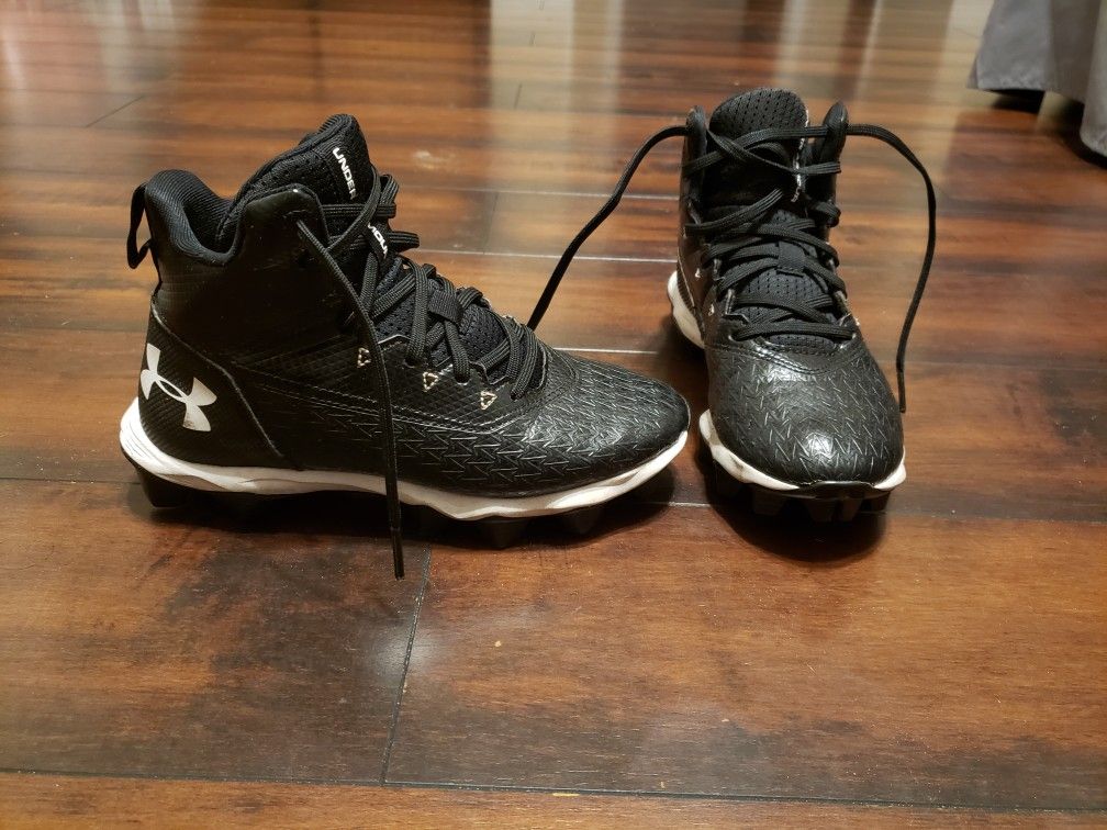 Under Armour Cleats