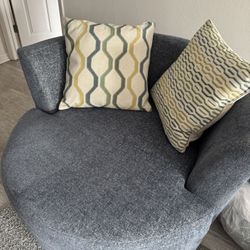 Swivel Chair 