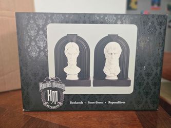Disney Haunted Mansion Watchful Bust Bookends – NEW in Box