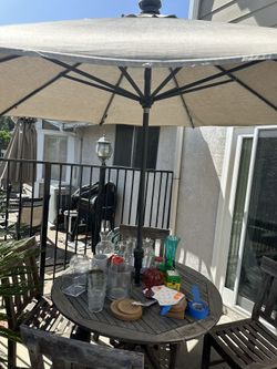 Patio Table 4 Chairs Umbrella