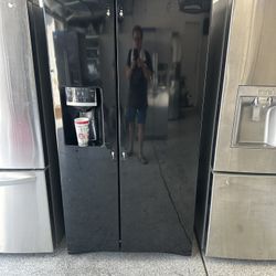 Samsung Side-By-Side Refrigerator