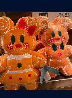 Mickey & Minnie Gingerbread Pillows