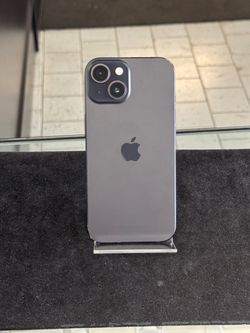 iPhone 15 128GB AT&T