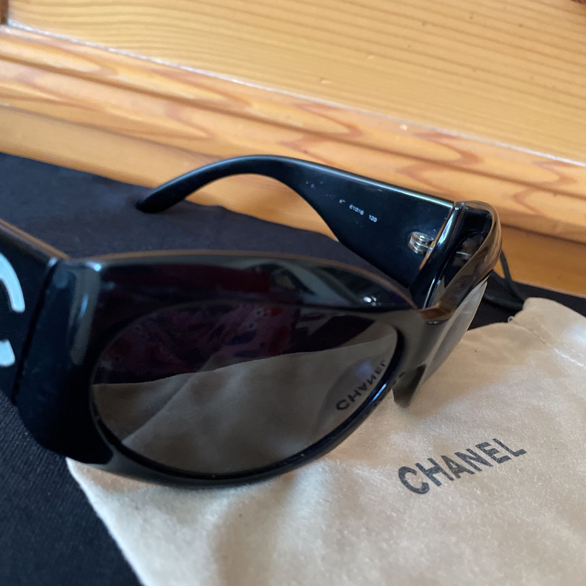 Women’s CHANEL Sunglasses. *AUTHENTIC!* for Sale in Bothell, WA - OfferUp
