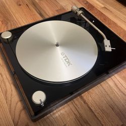 HiFi Record Player, Stereo and Speakers