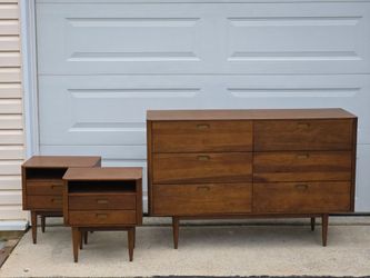 Scandinavian Designs 3-Piece Bedroom Set
