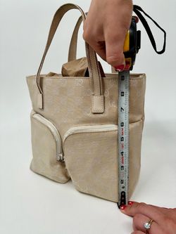 White Gucci mini tote
