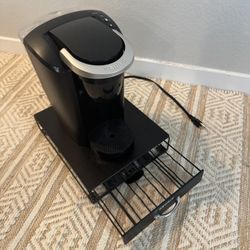 Keurig with K Cup Holder 