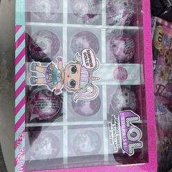 NIB, OMG LOL Surprise Dolls Sparkle Set