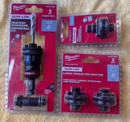 Milwaukee QUIK-LOK Hole Saw Arbor Set
