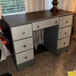 Office Desk With Matching File Cabinet 
