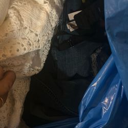 Free , Gratis  Pantalones Levi’s Talla 28 Mujer 