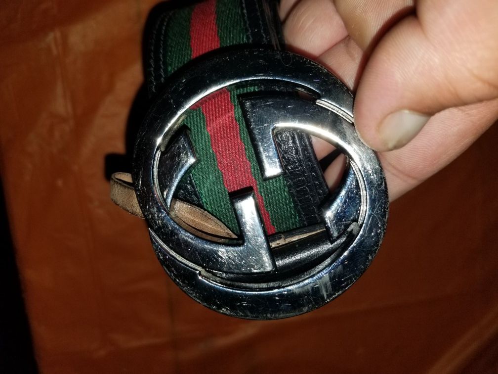 100% authentic Gucci belt 8/10 condition  serious buyers only please and thanks