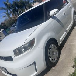 2010 Scion Xb