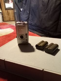 Canon PowerShot S45 Digital Camera with Batteries
