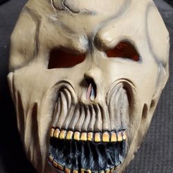 Unique Mask for halloween