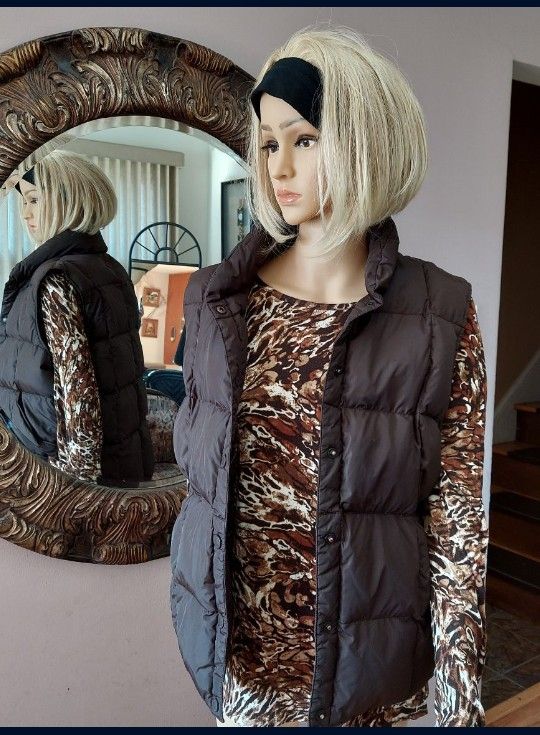Land's End ..Puffer Down & Feathers Vest Size Large.