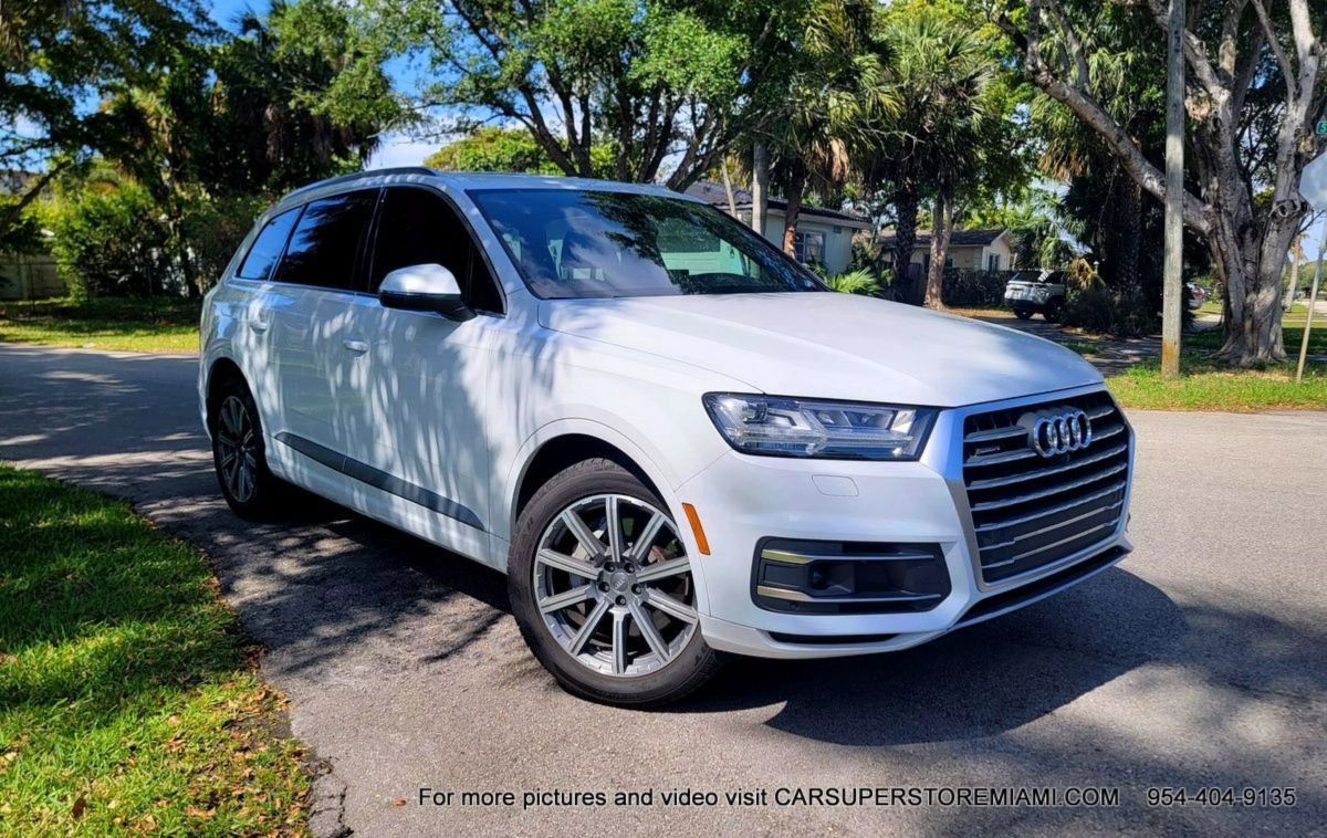 2018 Audi Q7 Premium Plus – 3rd Row / AWD / Fully Loaded - Clean title! 