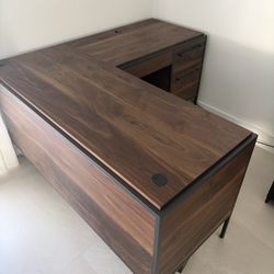 L-Shape Corner Desk, Grand Walnut