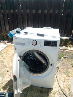 LG smart stackable washer and dryer