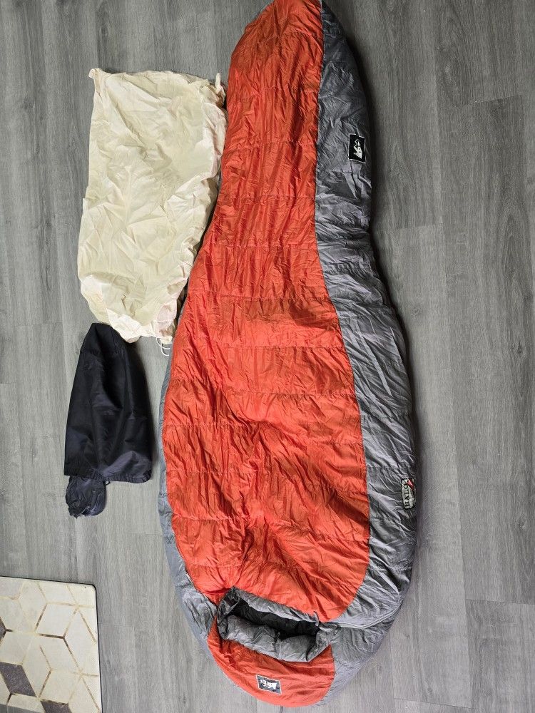 REI Halo Sleeping Bag 750 Fill