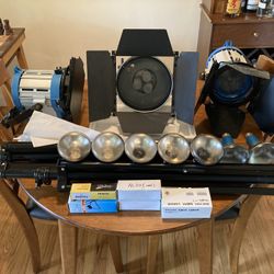 Fresnel Tungsten Studio Kit for photography or video