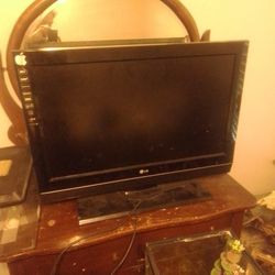 TV 32 Inch 