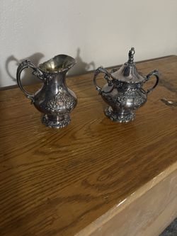 Cream And Sugar Servers