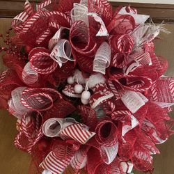 Red And White Wreath