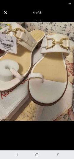 New womans size 9M Liz Claiborne white sandals