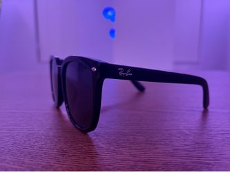 Ray-Ban 4401D Sunglasses